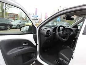 Toyota Aygo X thumbnail 11