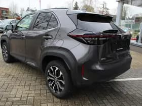 Toyota Yaris Cross thumbnail 2