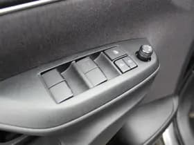Toyota Yaris Cross thumbnail 17