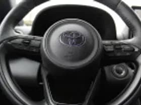 Toyota Yaris Cross thumbnail 43