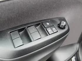 Toyota Yaris Cross thumbnail 17
