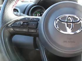 Toyota Yaris thumbnail 14