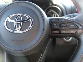 Toyota Yaris thumbnail 15