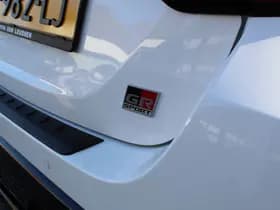 Toyota Yaris thumbnail 17