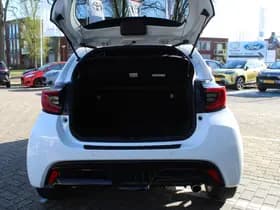 Toyota Yaris thumbnail 18