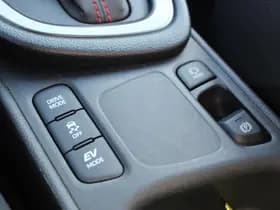 Toyota Yaris thumbnail 23