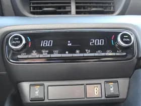 Toyota Yaris thumbnail 25
