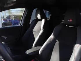 Toyota Yaris thumbnail 30