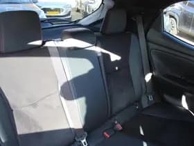 Toyota Yaris thumbnail 32