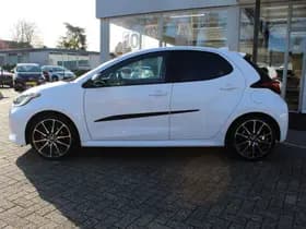 Toyota Yaris thumbnail 80