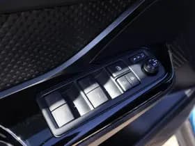 Toyota C hr thumbnail 13
