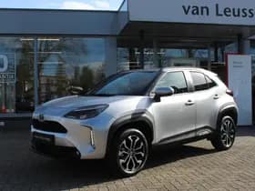 Toyota Yaris Cross thumbnail 1