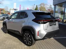 Toyota Yaris Cross thumbnail 2
