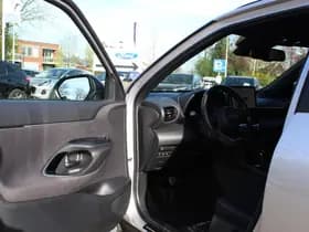 Toyota Yaris Cross thumbnail 12