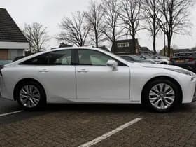 Toyota Mirai thumbnail 28