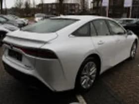 Toyota Mirai thumbnail 42