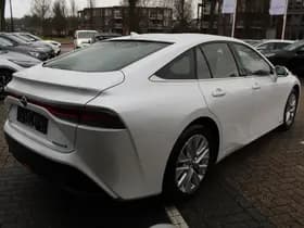 Toyota Mirai thumbnail 9