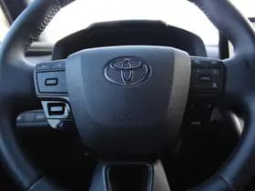 Toyota C hr thumbnail 18