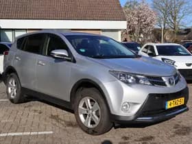 Toyota RAV4 thumbnail 17