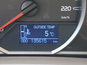 Toyota RAV4 thumbnail 32