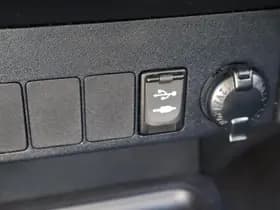 Toyota RAV4 thumbnail 35