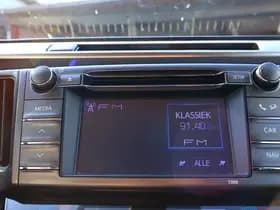 Toyota RAV4 thumbnail 38