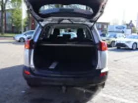 Toyota RAV4 thumbnail 45