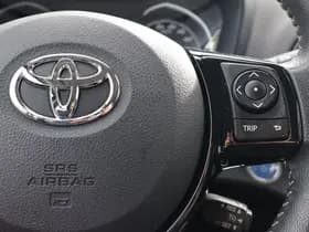 Toyota Yaris thumbnail 18
