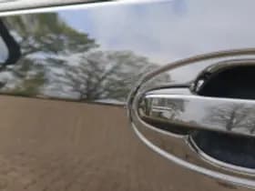 Toyota Yaris thumbnail 5