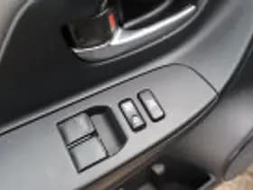 Toyota Yaris thumbnail 43