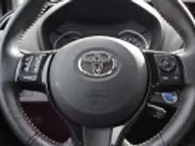 Toyota Yaris thumbnail 46