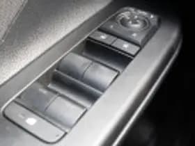 Toyota C hr thumbnail 49
