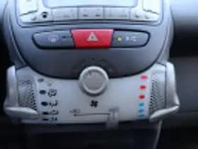 Toyota Aygo thumbnail 49
