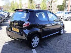 Toyota Aygo thumbnail 68