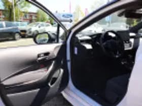 Toyota Corolla thumbnail 43