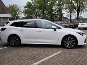 Toyota Corolla thumbnail 13