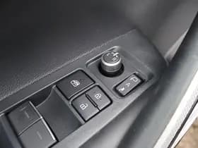 Toyota Corolla thumbnail 20