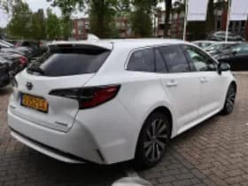 Toyota Corolla thumbnail 3