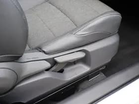 Toyota Corolla thumbnail 24
