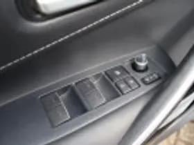 Toyota Corolla thumbnail 56