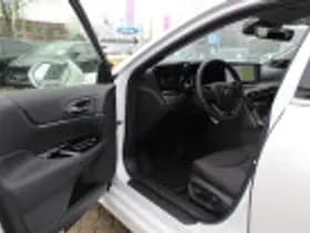 Toyota Mirai thumbnail 44