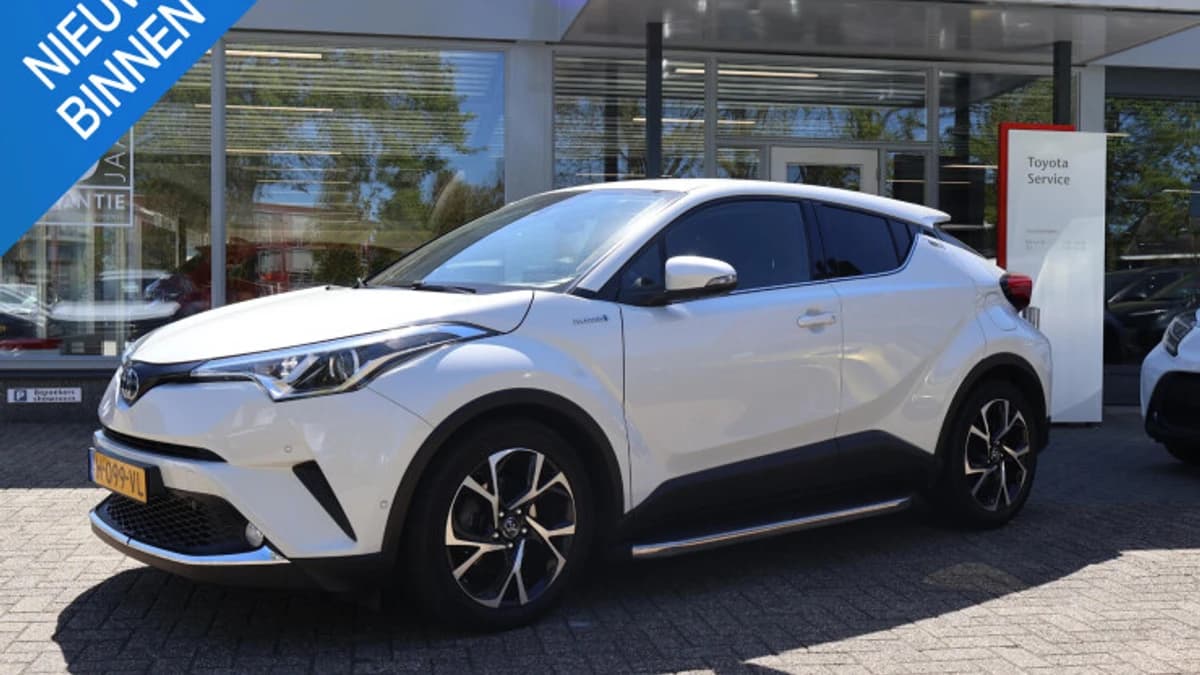 Toyota C hr — foto 1