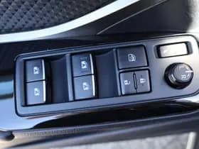 Toyota C hr thumbnail 14
