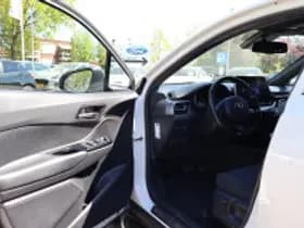 Toyota C hr thumbnail 6