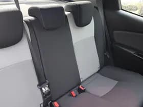 Toyota Yaris thumbnail 25