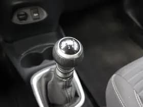 Toyota Yaris thumbnail 31