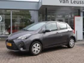 Toyota Yaris thumbnail 38