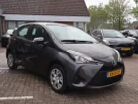 Toyota Yaris thumbnail 45
