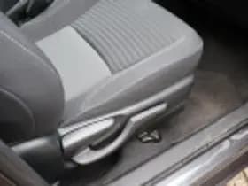 Toyota Yaris thumbnail 54