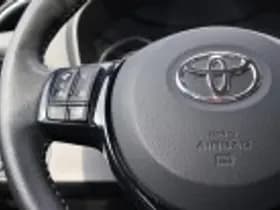 Toyota Yaris thumbnail 59